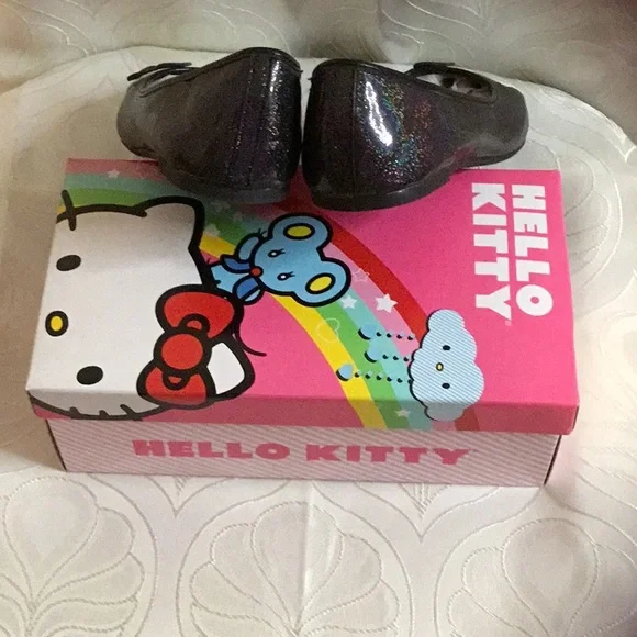Hello Kitty Girl Shoes - Picture 4 of 4